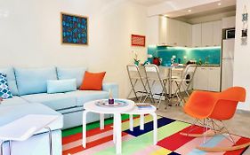Stylish Apartment With Patio, 5Min To Metro